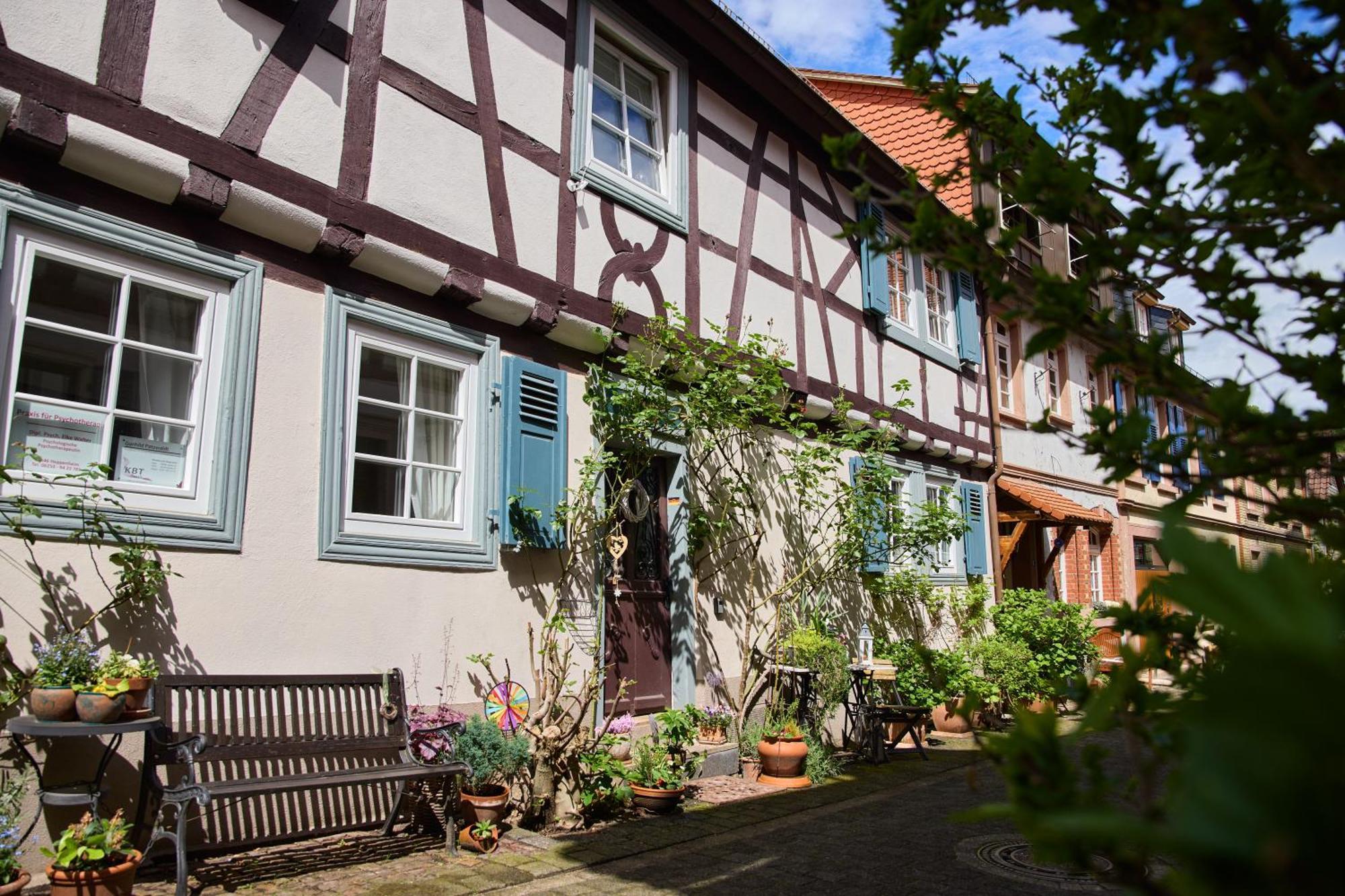 Ferienwohnung Hygge-Flats - Zentral Fuer 2-4 Personen, Wlan Heppenheim  Exterior foto